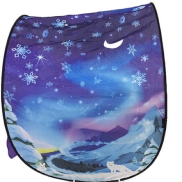 Dream Tents Kids Night Entertainment Winter Wonderland Pop Up Tent Twin Size Bed - Picture 3 of 4